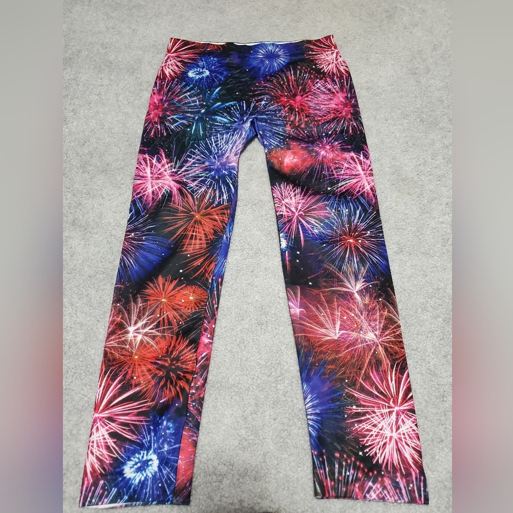 🧡4/$20 Bundle Select Items to Get Offer 🧡No Boundaries Firework Leggings 🧨